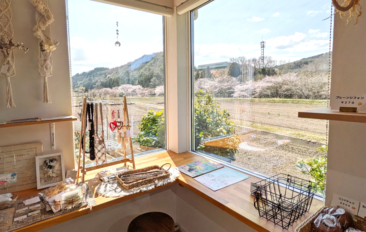 もーりーのおやつ
Macrame.Leaf