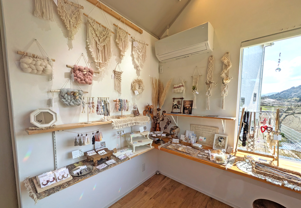 もーりーのおやつ
Macrame.Leaf